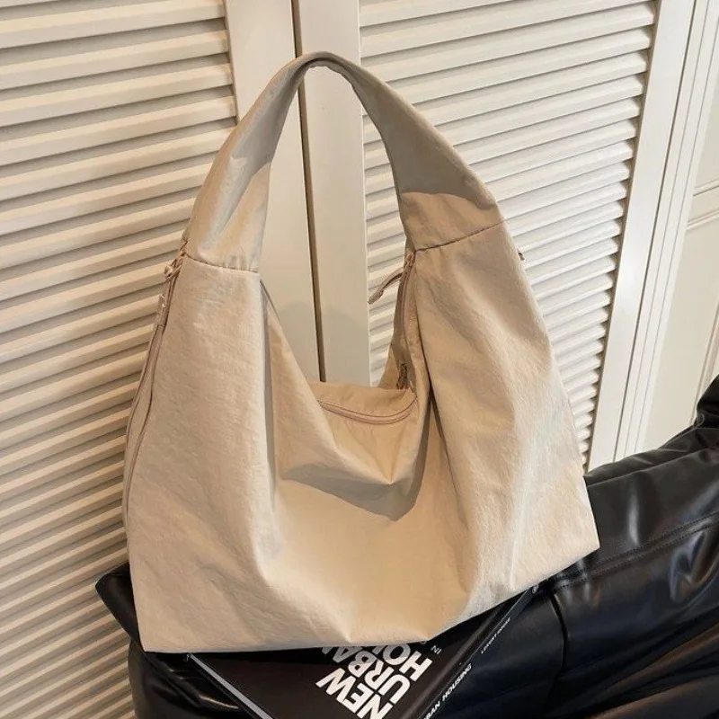 Premium Messenger Bag For Wome - Women Bags Premium Brands recensione e prezzo