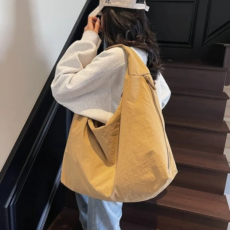 Premium Messenger Bag For Wome - Women Bags Premium Brands recensione e prezzo