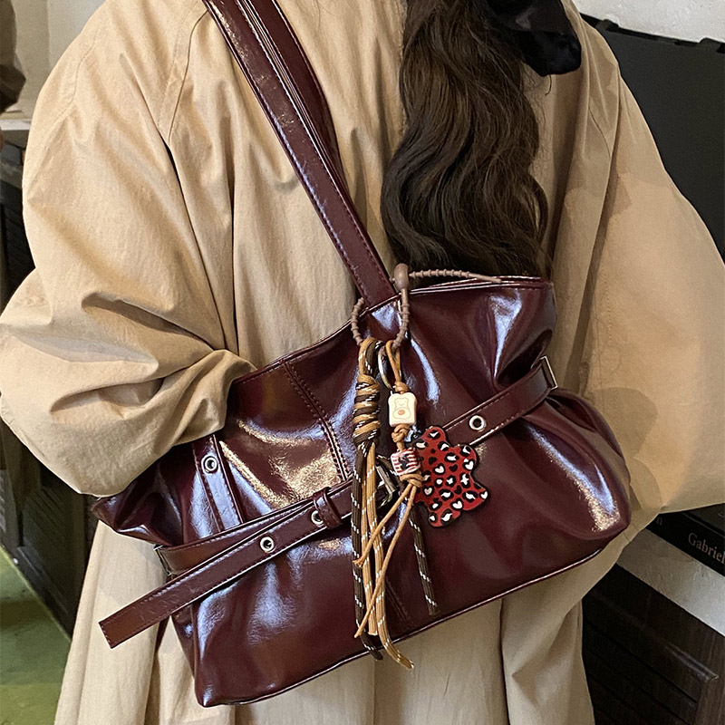 Fashionable Designer Tote Bag  - Women Bags Premium Brands recensione e prezzo