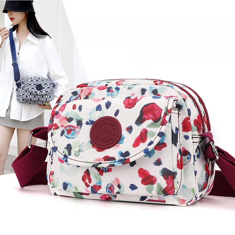 Lightweight Waterproof Nylon C - Women'S Elle Bags recensione e prezzo