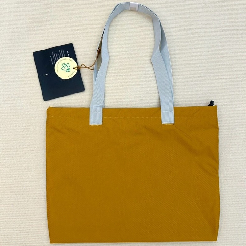Lite Tote 15L Ultra-lightweigh - Women Bags Premium Brands recensione e prezzo
